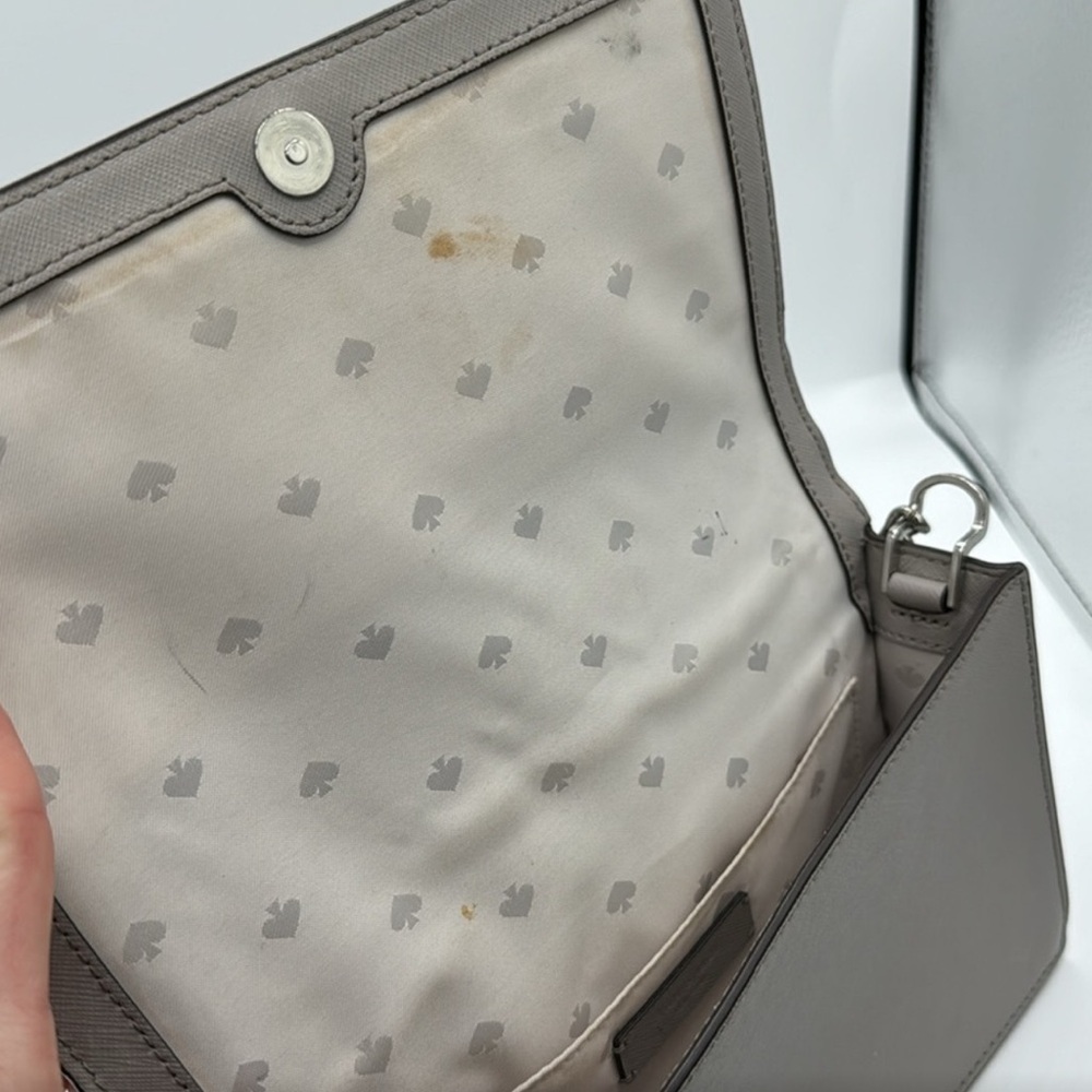 Kate spade handbag with chain ⛓️‍💥 - Picture 4 of 5